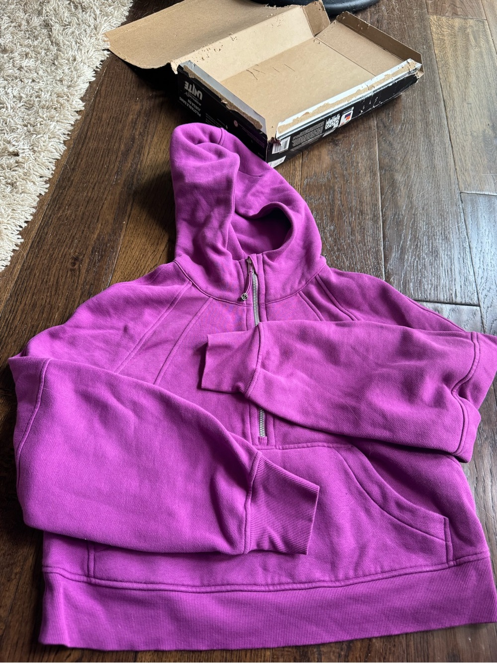 Lululemon scuba Cropped Magenta Half-Zip Hoodie